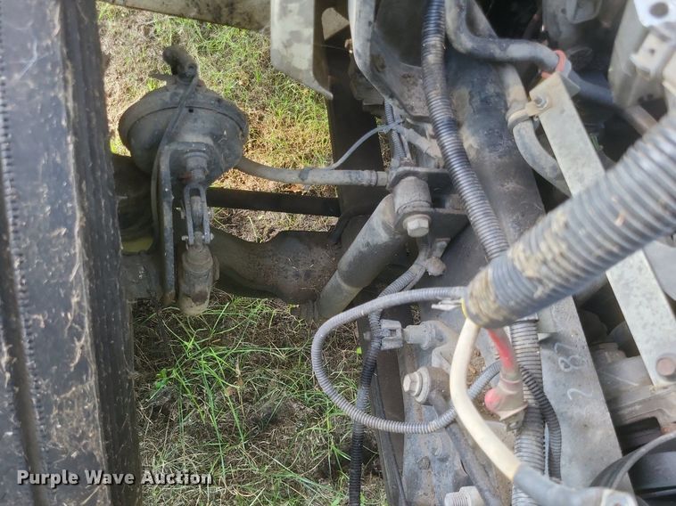 image for item DR4939 2011 International  DuraStar 4400 flatbed truck