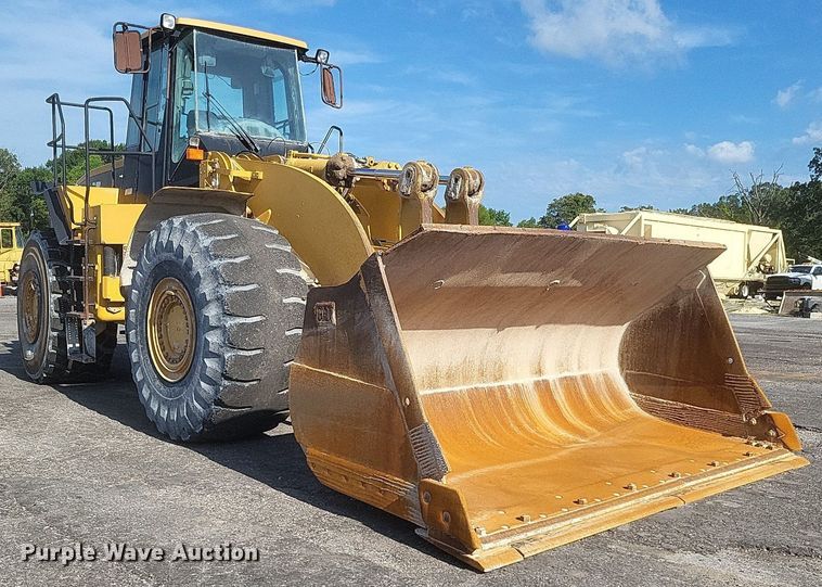 image for item DR4940 2004 Caterpillar  980G Series II wheel loader