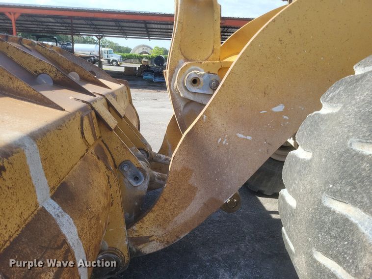image for item DR4940 2004 Caterpillar  980G Series II wheel loader