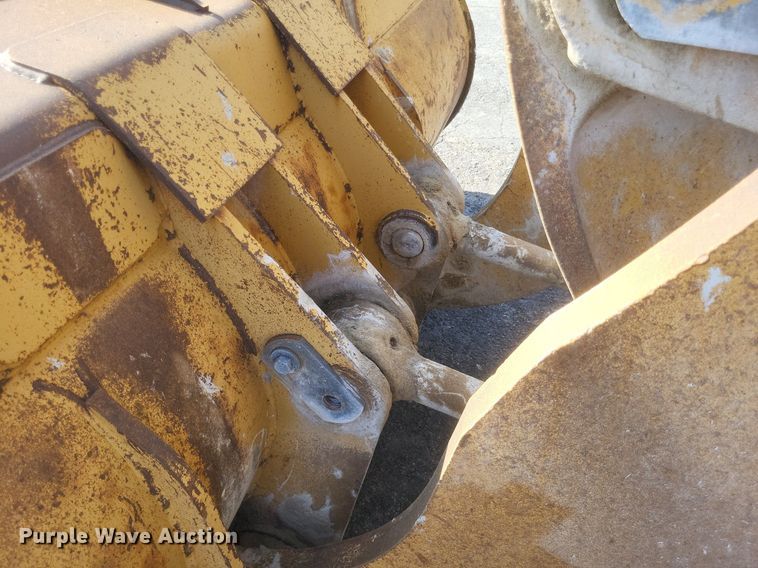 image for item DR4940 2004 Caterpillar  980G Series II wheel loader