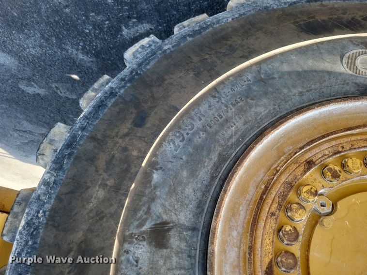 image for item DR4940 2004 Caterpillar  980G Series II wheel loader