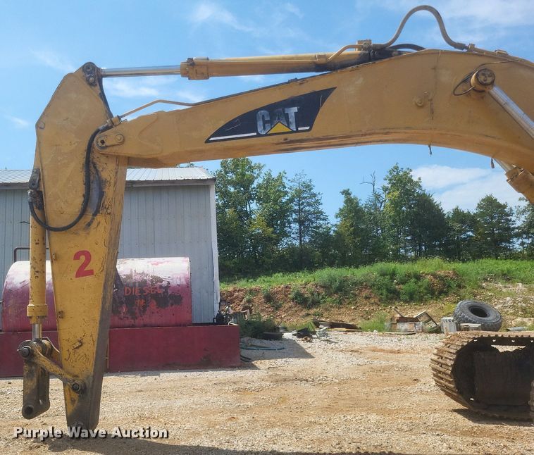 image for item DR4960 2005 Caterpillar  330C L excavator