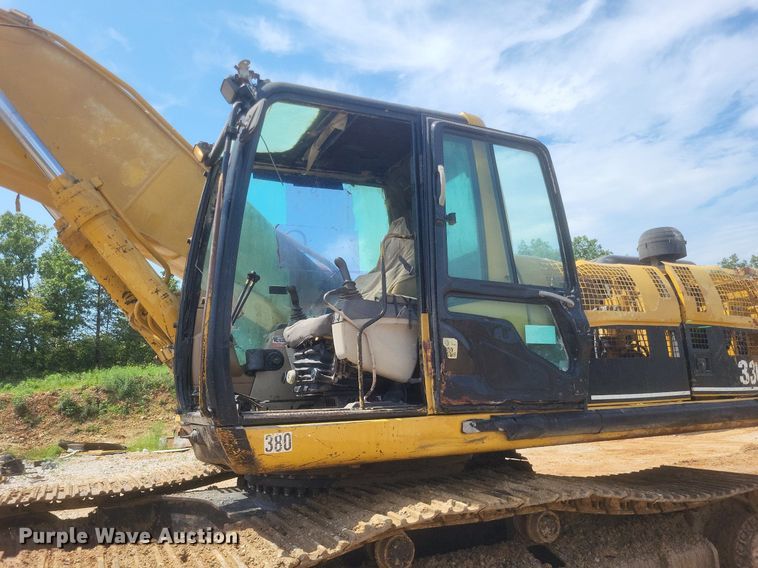 image for item DR4960 2005 Caterpillar  330C L excavator