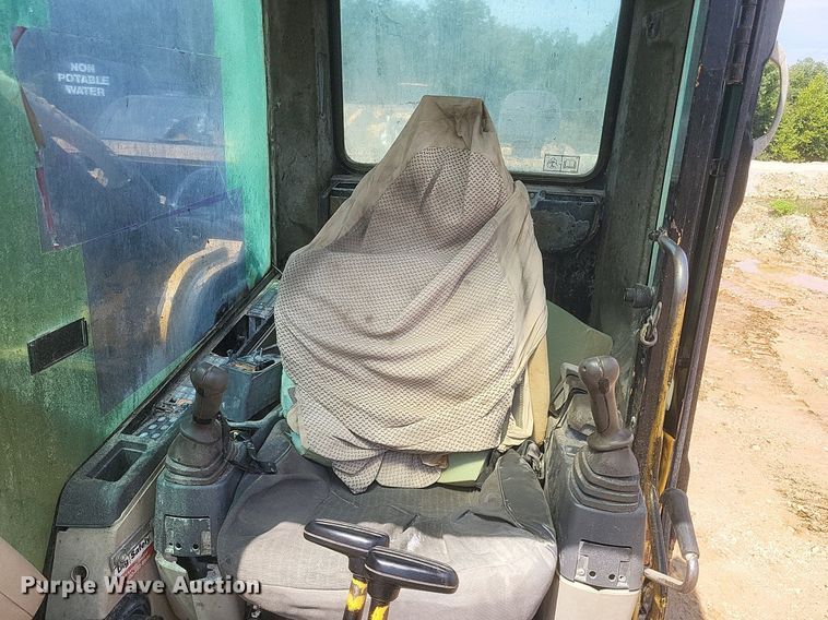 image for item DR4960 2005 Caterpillar  330C L excavator