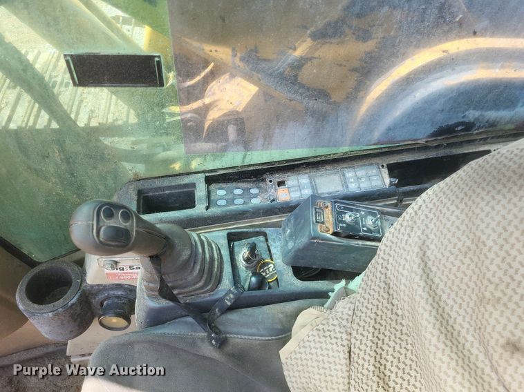 image for item DR4960 2005 Caterpillar  330C L excavator