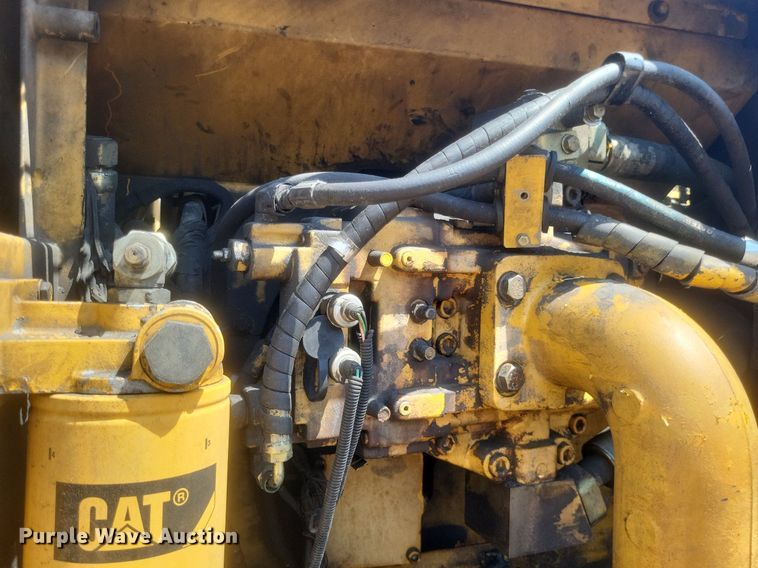 image for item DR4960 2005 Caterpillar  330C L excavator