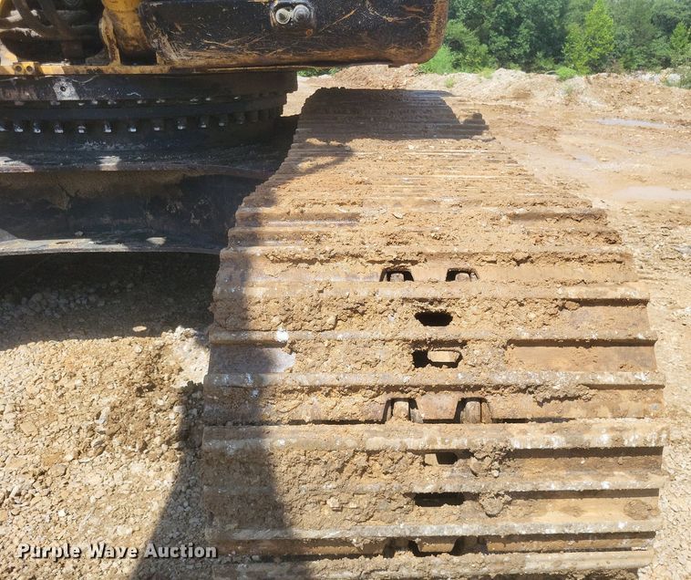 image for item DR4960 2005 Caterpillar  330C L excavator