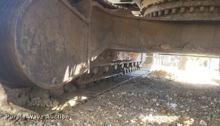 image for item DR4960 2005 Caterpillar  330C L excavator