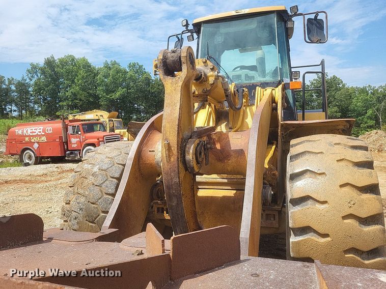 image for item DR4961 2004 Caterpillar  972G series II wheel loader