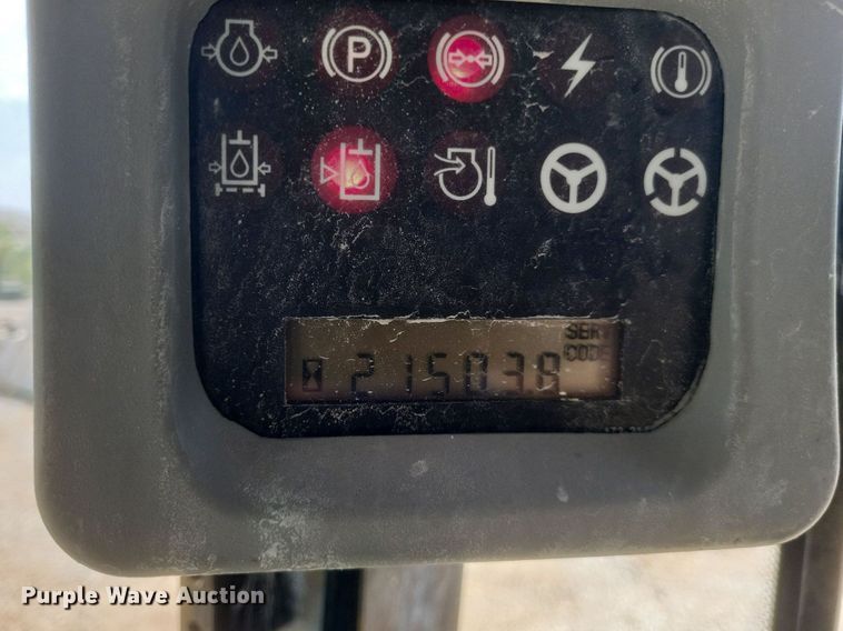 image for item DR4961 2004 Caterpillar  972G series II wheel loader