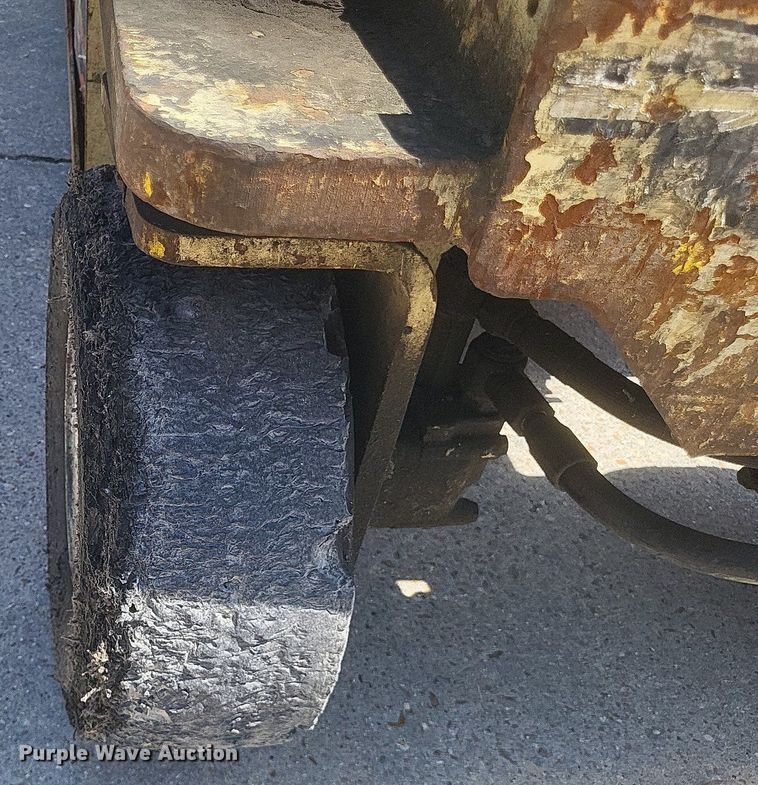 image for item DR4962 1996 JLG CM-2033 scissor lift