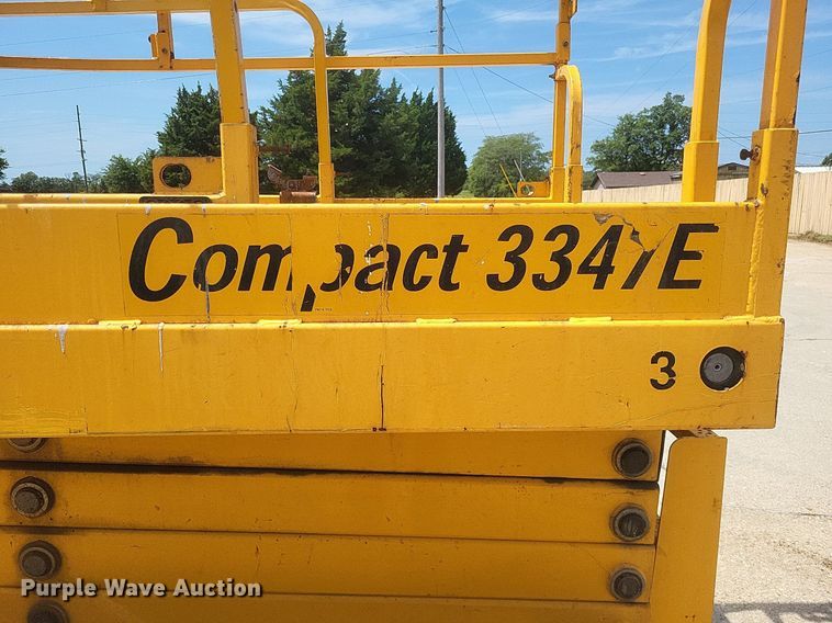 image for item DR4963 Haulotte Compact 3347E scissor lift