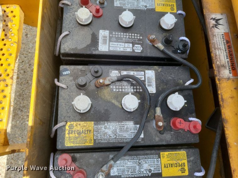 image for item DR4963 Haulotte Compact 3347E scissor lift