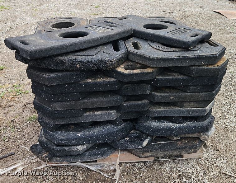 image for item DR8741 (100) Trimline traffic cones and bases