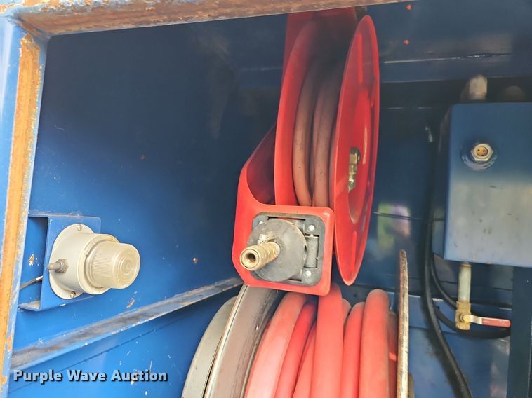 image for item DR8742 Elliott fuel / lube truck distribution unit