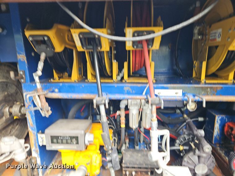 image for item DR8742 Elliott fuel / lube truck distribution unit