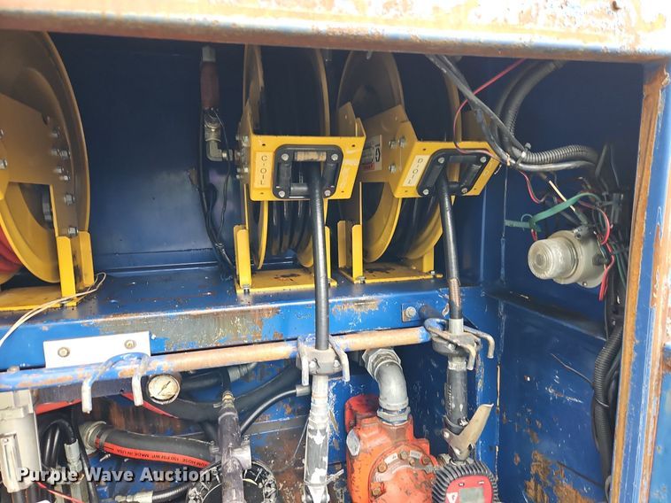 image for item DR8742 Elliott fuel / lube truck distribution unit