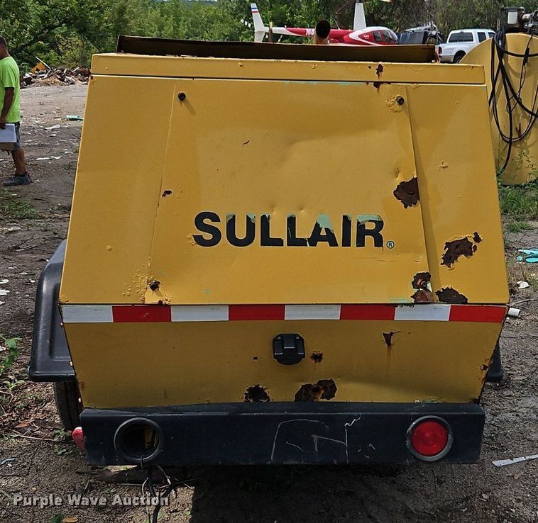 image for item DR8743 Sullair 185 DPQ JD air compressor
