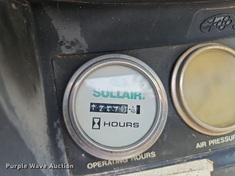image for item DR8743 Sullair 185 DPQ JD air compressor