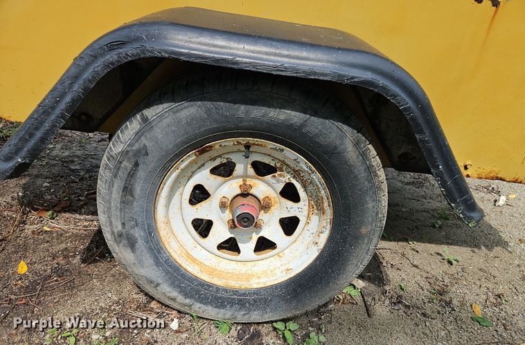 image for item DR8743 Sullair 185 DPQ JD air compressor