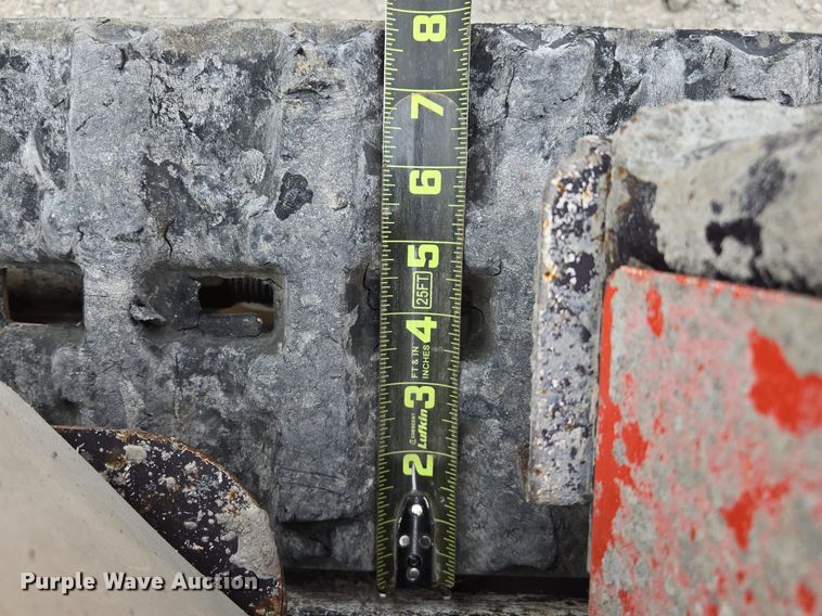 image for item DR8746 Canycom SC75 concrete buggy