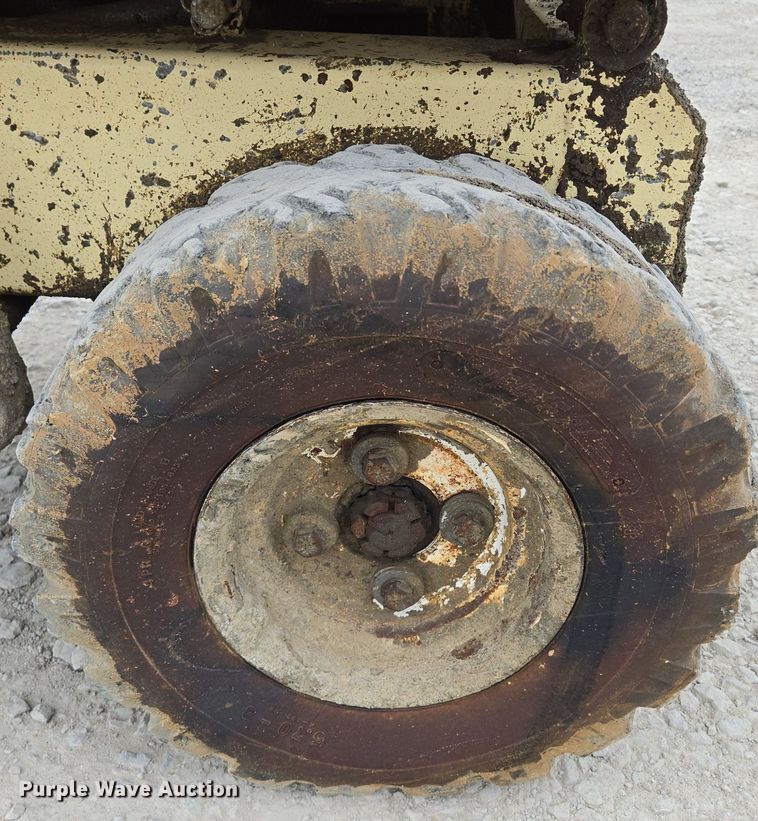 image for item DR8747 Terex concrete buggy