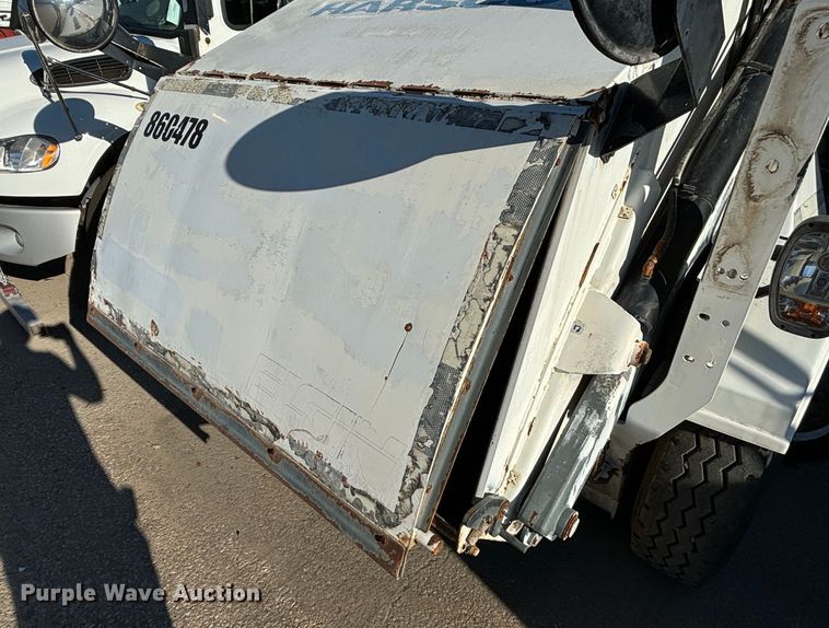 image for item DS2519 Elgin Pelican  street sweeper