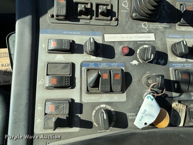 image for item DS2519 Elgin Pelican  street sweeper