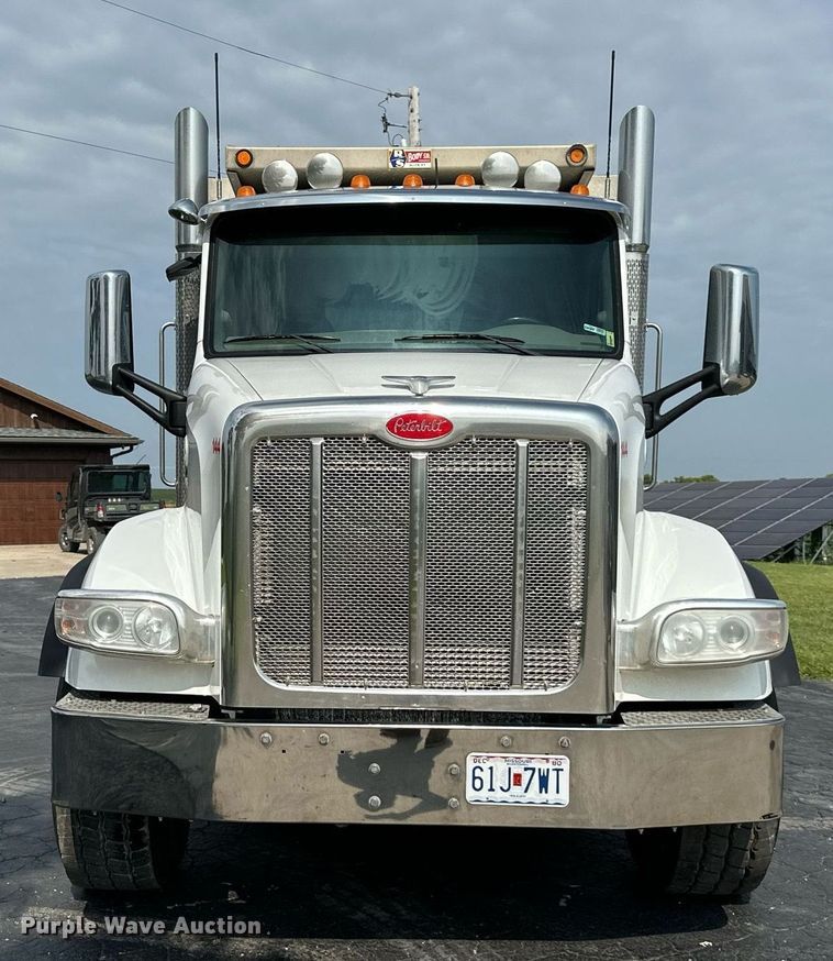 image for item DS4244 2015 Peterbilt  567 dump truck