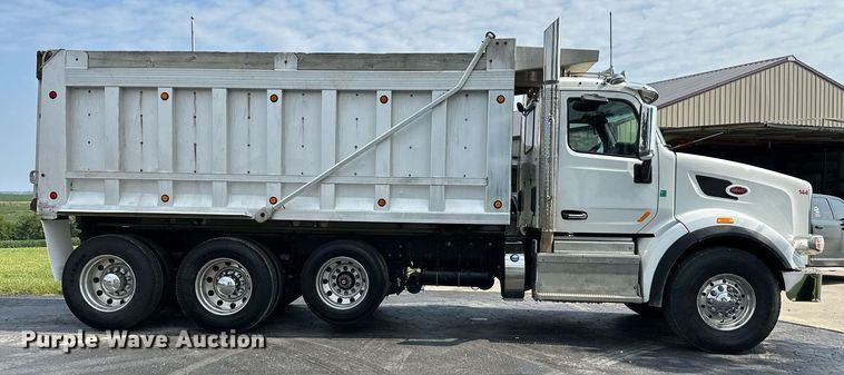 image for item DS4244 2015 Peterbilt  567 dump truck
