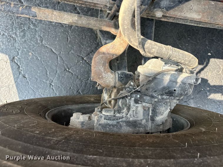 image for item DS4244 2015 Peterbilt  567 dump truck