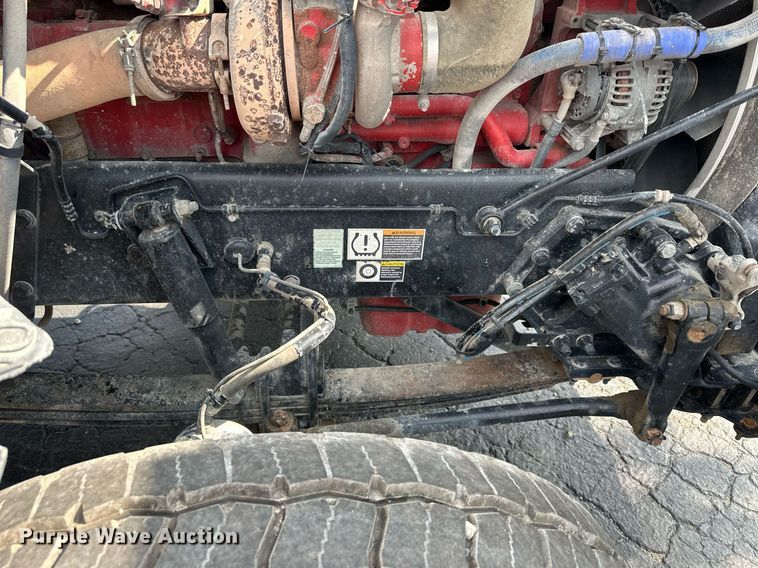 image for item DS4244 2015 Peterbilt  567 dump truck