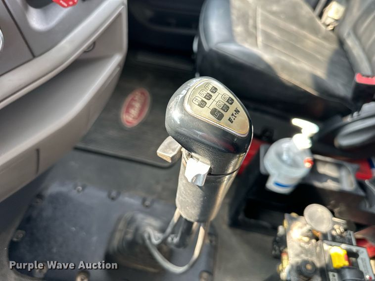 image for item DS4244 2015 Peterbilt  567 dump truck