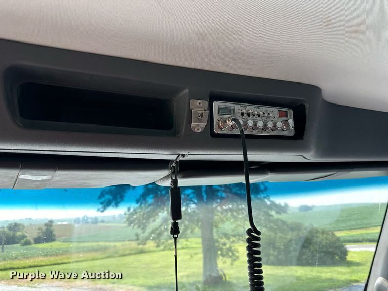 image for item DS4244 2015 Peterbilt  567 dump truck