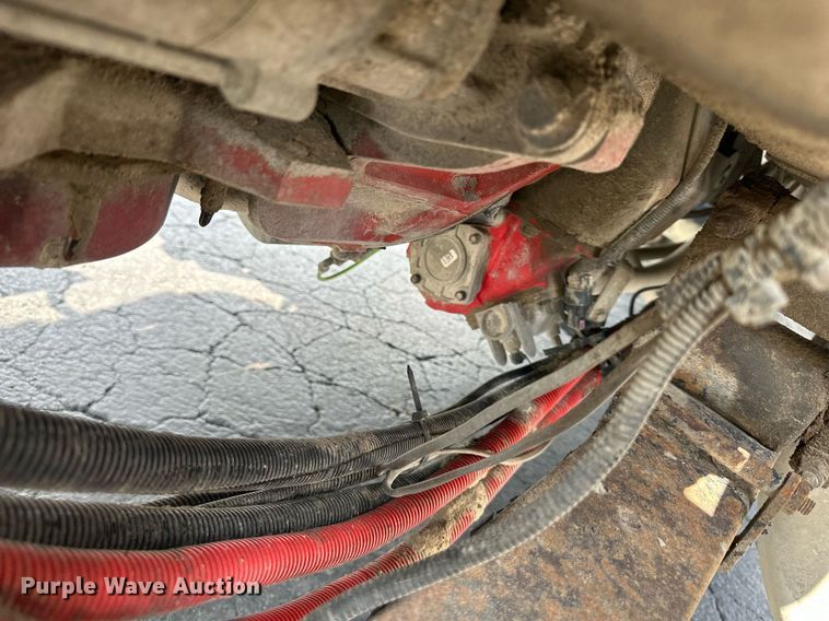 image for item DS4244 2015 Peterbilt  567 dump truck