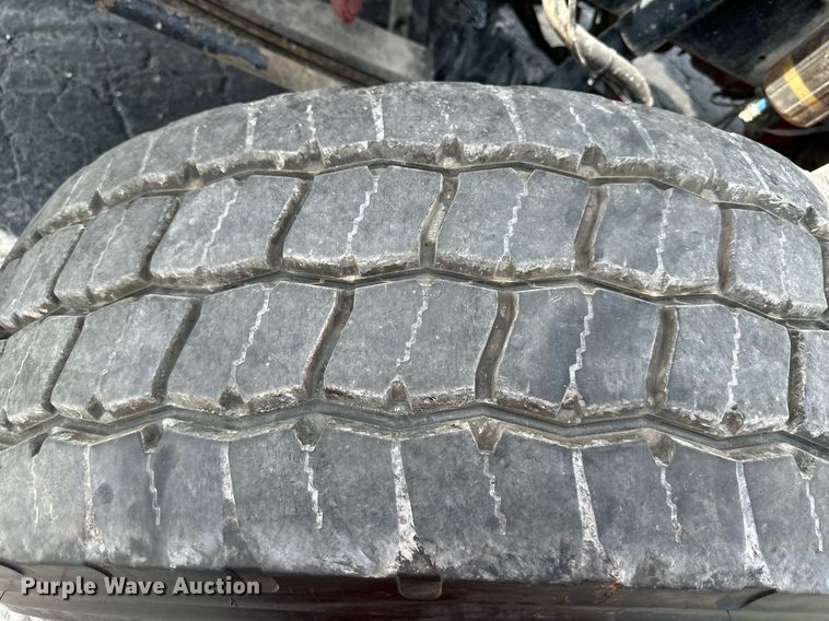 image for item DS4244 2015 Peterbilt  567 dump truck