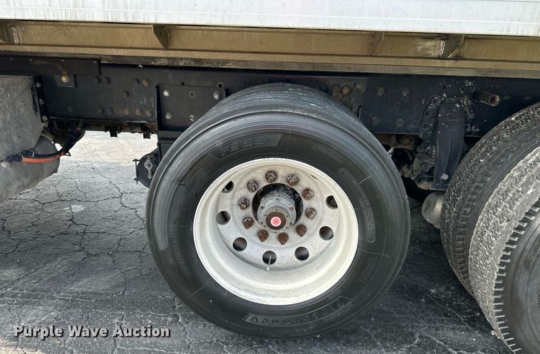 image for item DS4244 2015 Peterbilt  567 dump truck