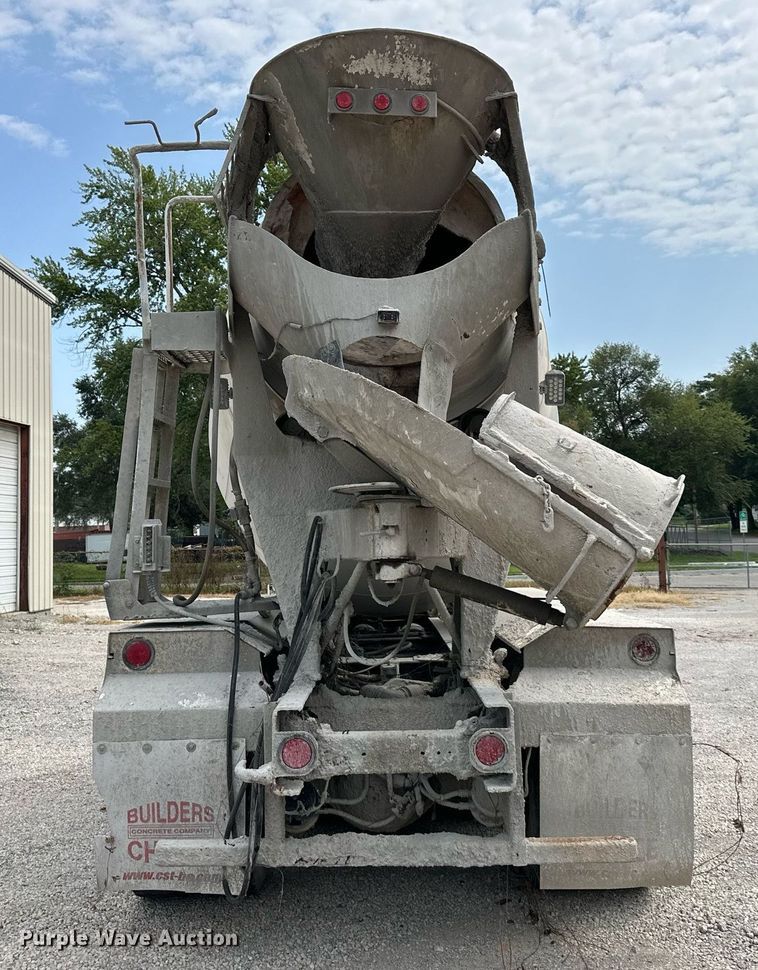 image for item DS4245 2001 Kenworth ready mix truck