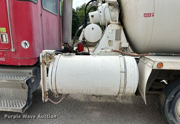 image for item DS4245 2001 Kenworth ready mix truck