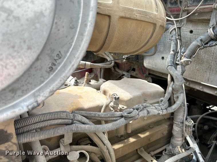 image for item DS4245 2001 Kenworth ready mix truck