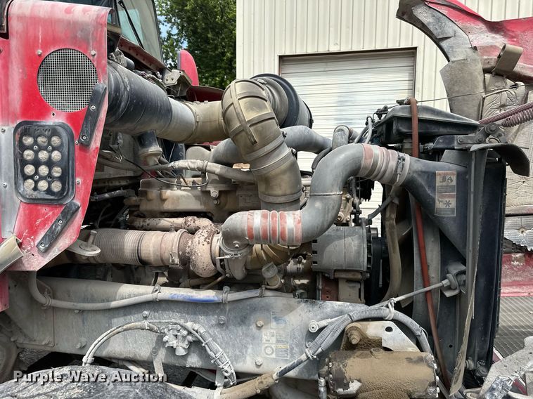 image for item DS4245 2001 Kenworth ready mix truck