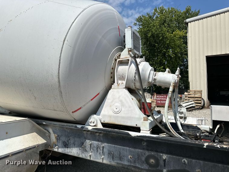 image for item DS4246 2005 Mack CV713 ready mix truck