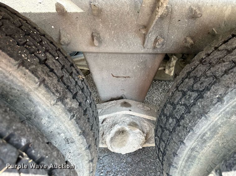 image for item DS4246 2005 Mack CV713 ready mix truck