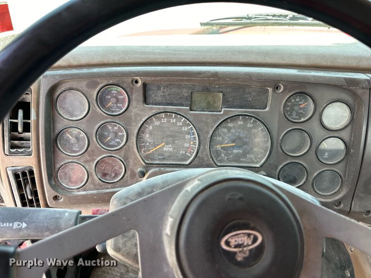 image for item DS4246 2005 Mack CV713 ready mix truck