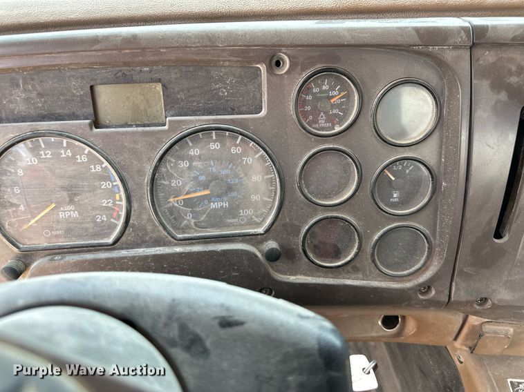 image for item DS4246 2005 Mack CV713 ready mix truck