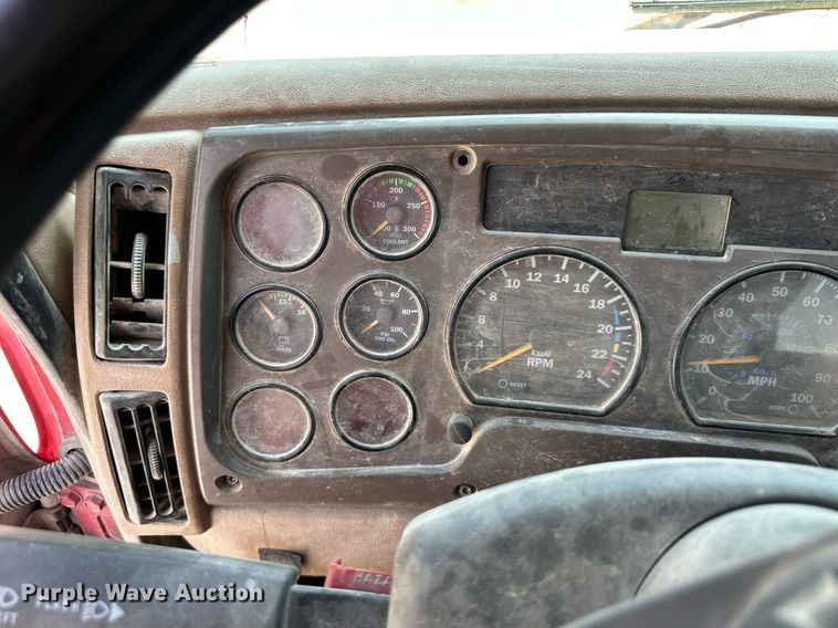 image for item DS4246 2005 Mack CV713 ready mix truck