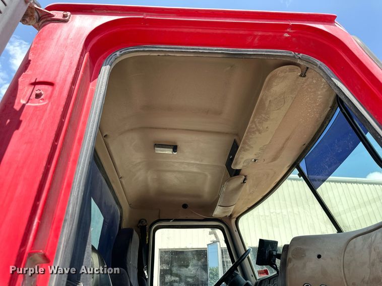 image for item DS4246 2005 Mack CV713 ready mix truck