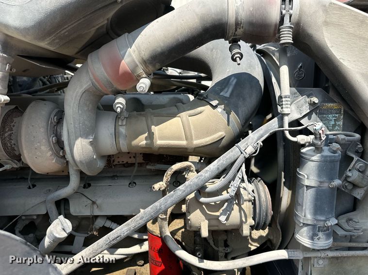 image for item DS4246 2005 Mack CV713 ready mix truck