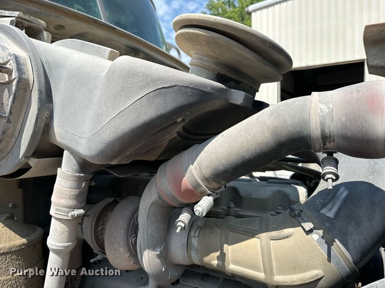 image for item DS4246 2005 Mack CV713 ready mix truck