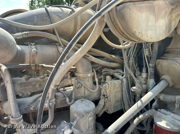 image for item DS4246 2005 Mack CV713 ready mix truck